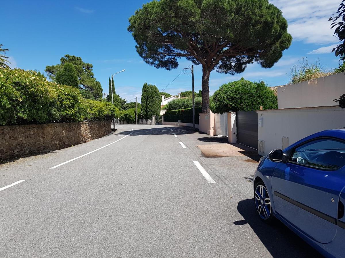 Les Rosieres Sainte Maxime-Golf De Saint Tropez, Climatisee Luaran gambar